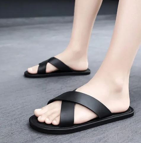 Brandon - Modische flache Cross-Sandalen für Männer