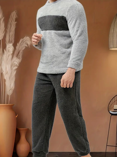 George - Gemütliches Fleece-Pyjama-Set für Herren